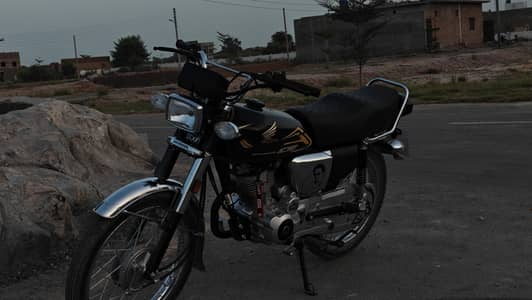 Honda CG 125s silver