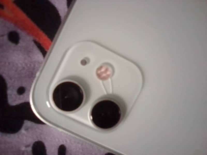 Apple iPhone 12 3