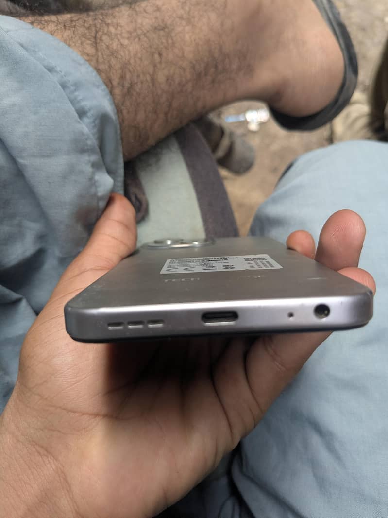 Tecno CAMON 40 4