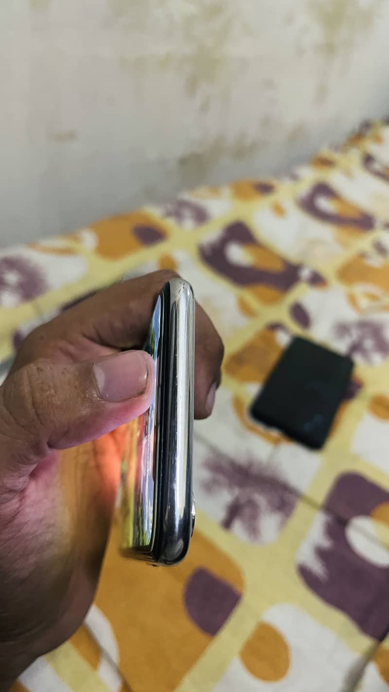 Apple iPhone X 7
