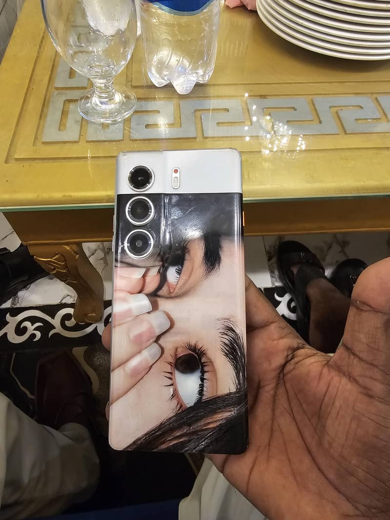 camon 40 Pro 0