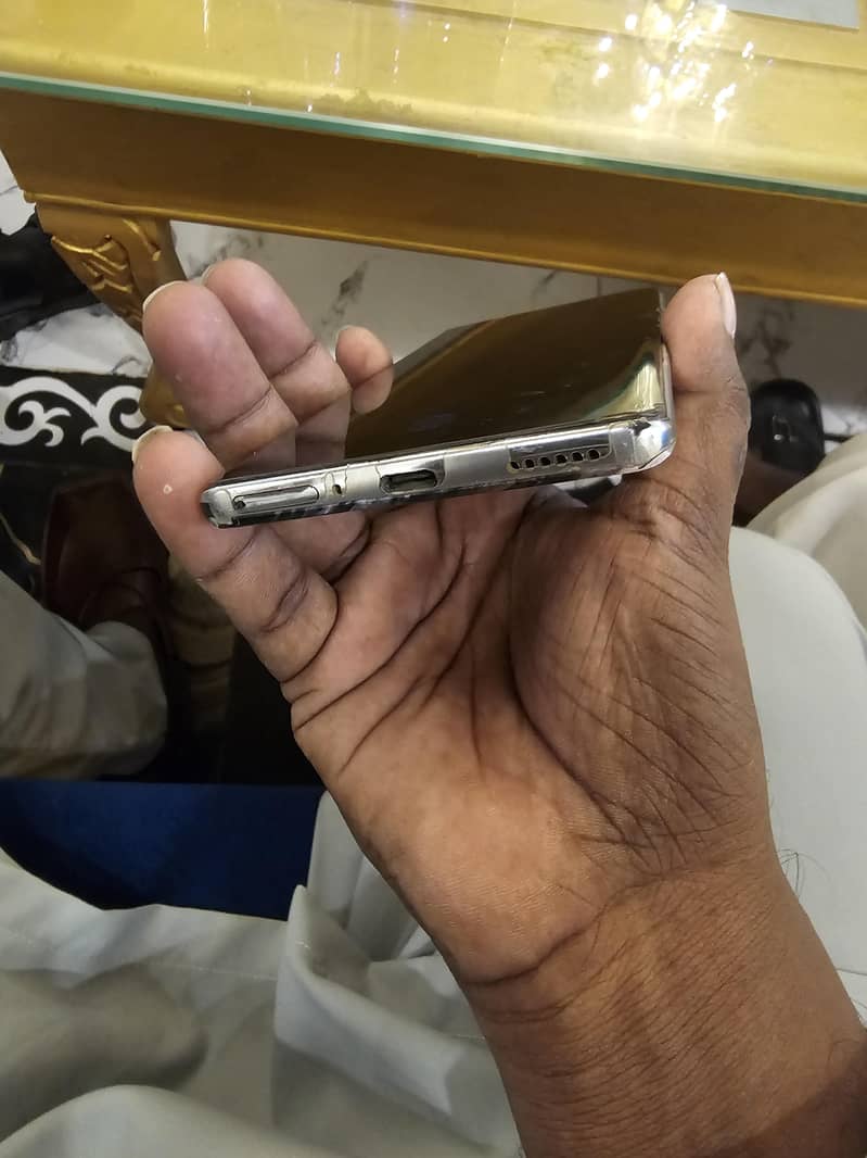 camon 40 Pro 1