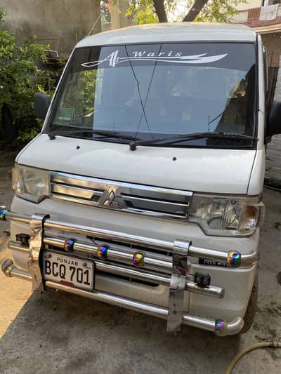 Mitsubishi Minicab Bravo 2013 (03059210916)