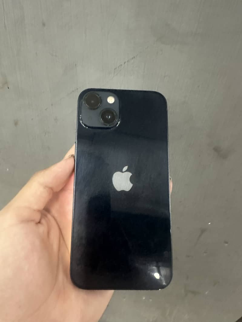 Apple iPhone 13 0