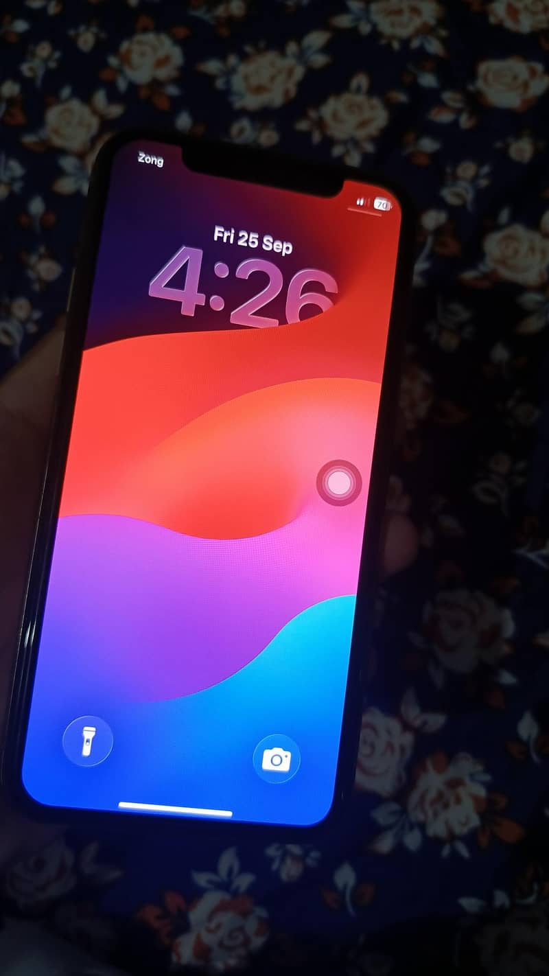 Apple iPhone 11 Pro 1