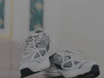 Axel Arigato Marathon Runner size 36 – White/Silver