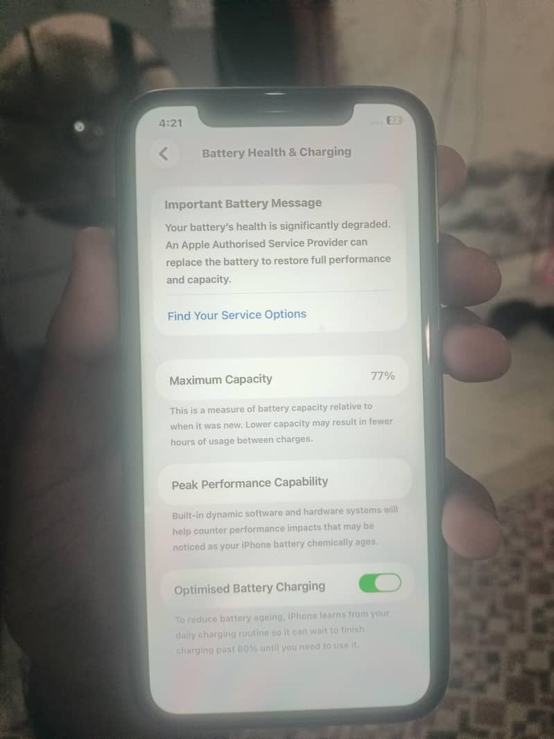 Apple iPhone 11 4