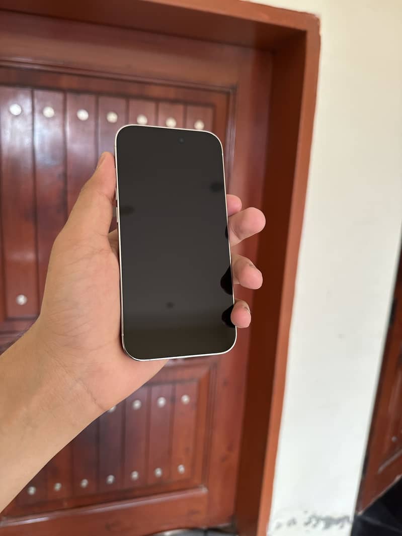 Apple iPhone 14 Pro 10