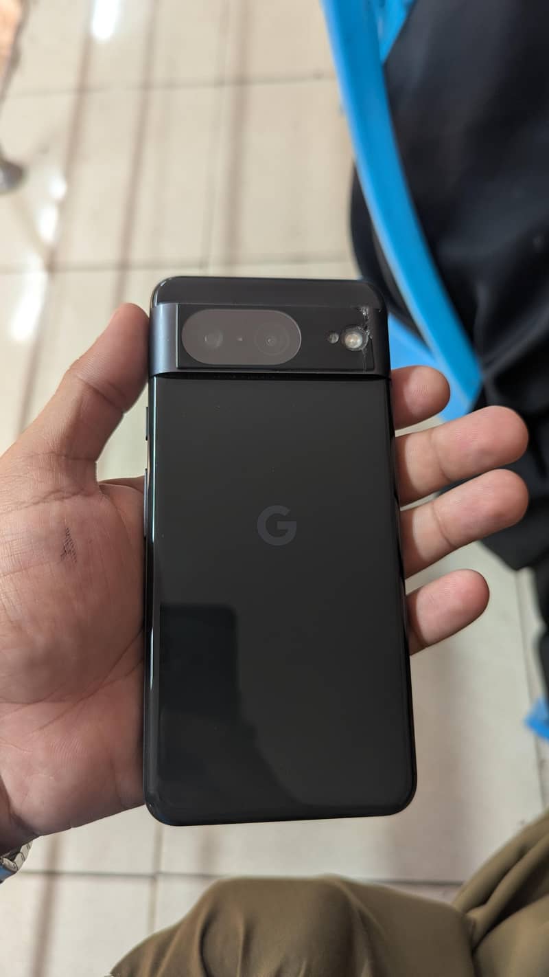 Google Pixel 8 3