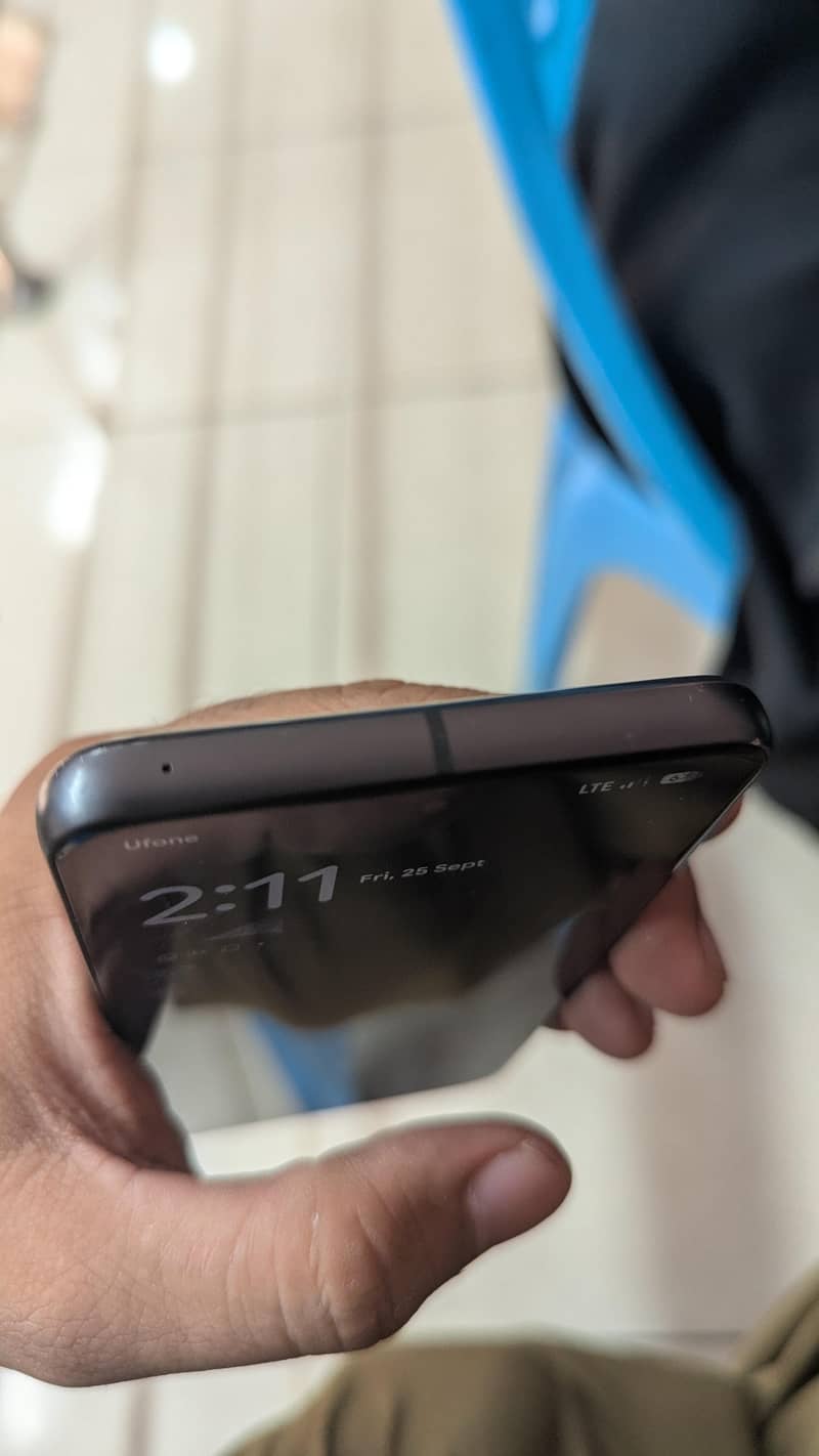 Google Pixel 8 5