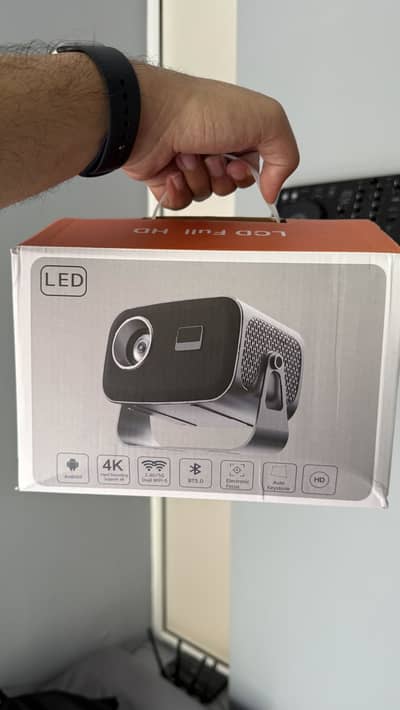 Mini Projector Comex In Lahore