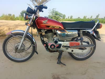 125 Special Edition 2022 Model 03341143841