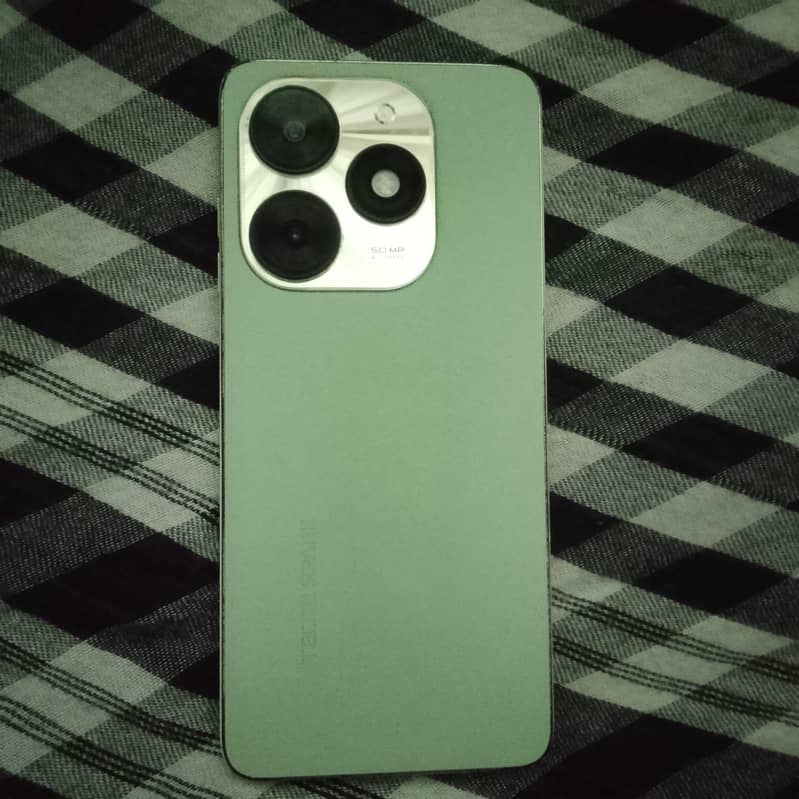Tecno Spark 20C 1