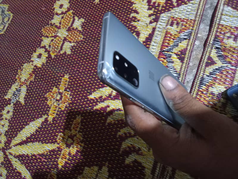 One Plus 8T 4
