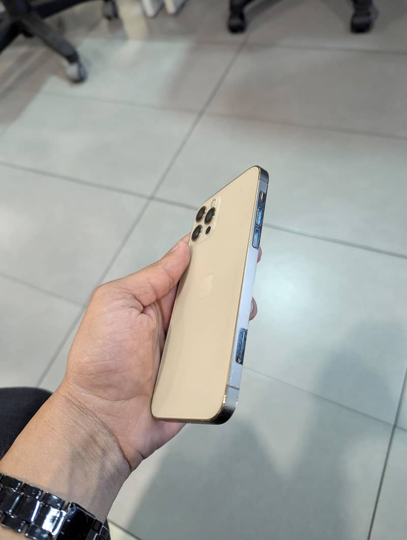 iphone 12 Pro 6