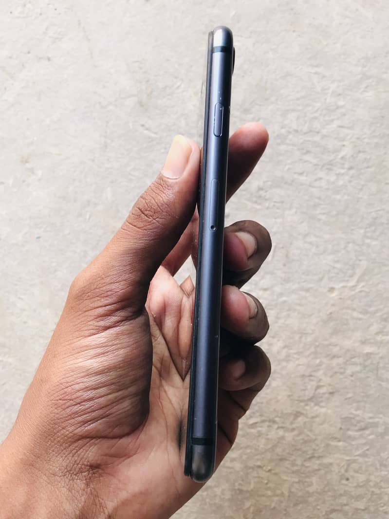 Apple iPhone 8 2