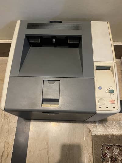 HP LASER Jet p3005dn