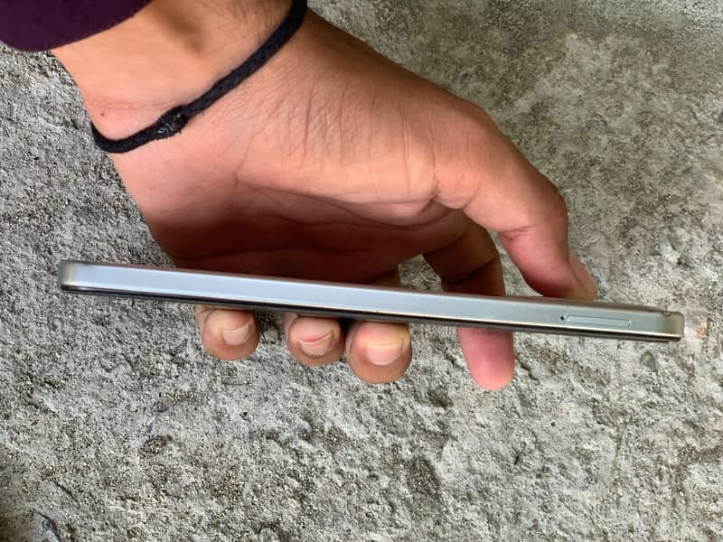 Tecno spark 40 4