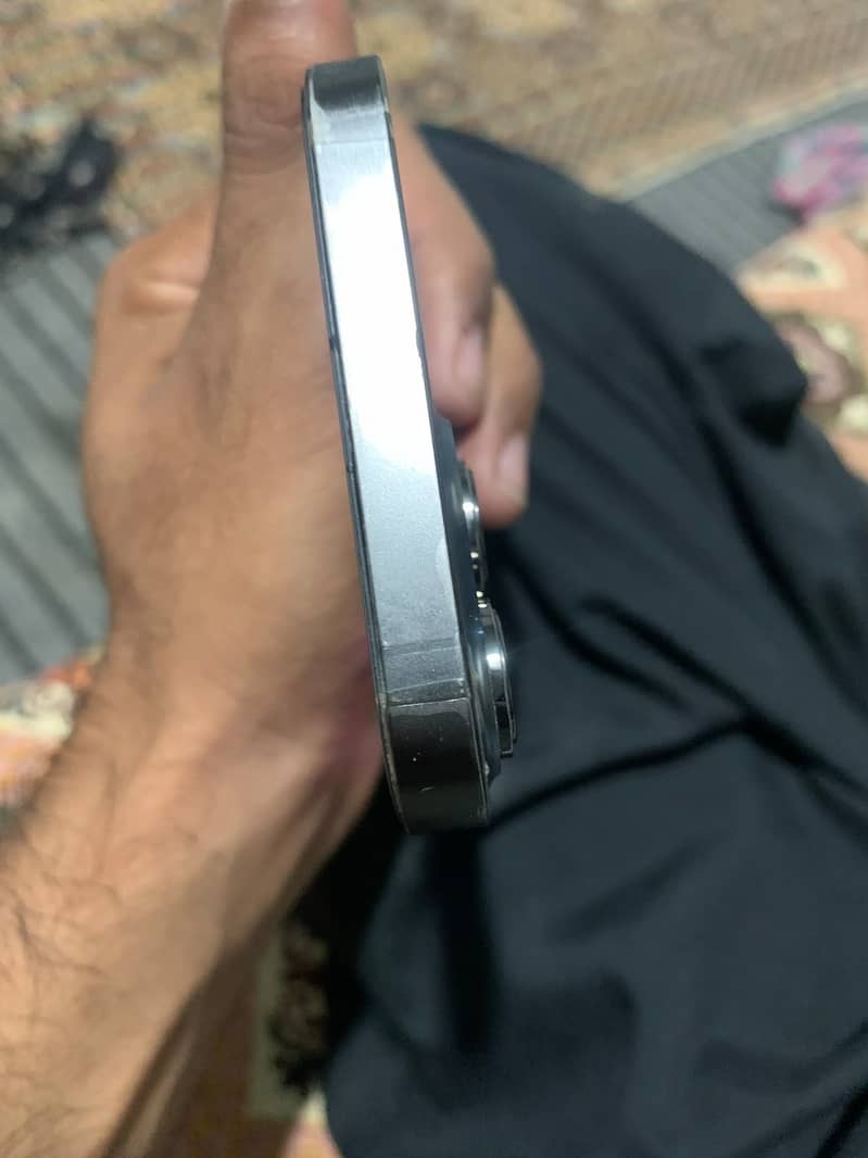 Apple iPhone 13 Pro Max 7