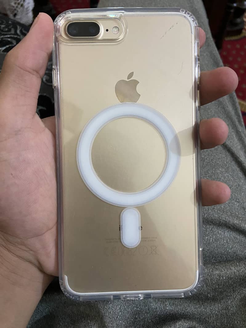 Apple iPhone 7 Plus 1