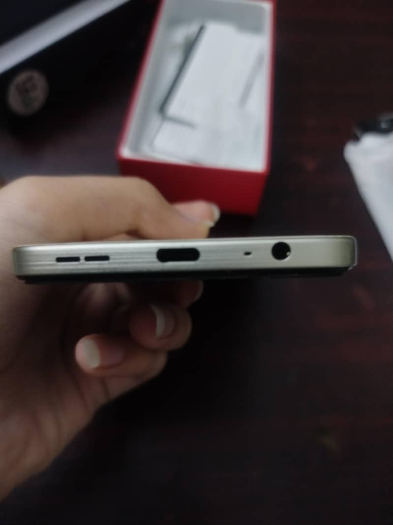 ITEL S25 5