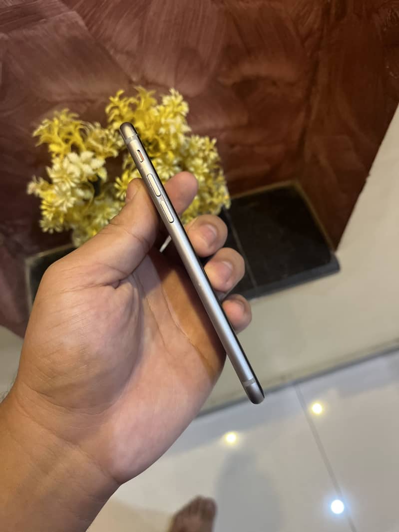 Apple iPhone 6 2