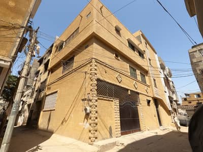 Prime Location 178 Square Yards House Is Available For Sale In Green Town