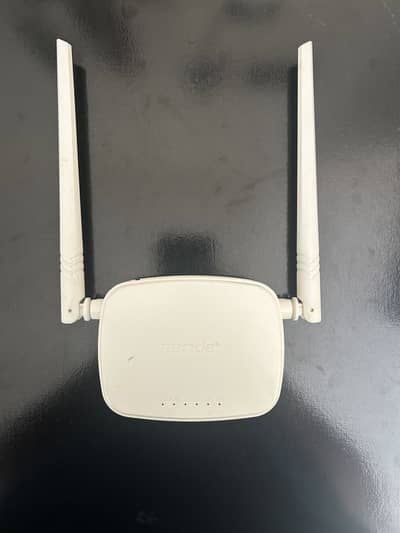 Orignal Tenda N301 Wifi Router 9/10 condition 300mbs wireless router