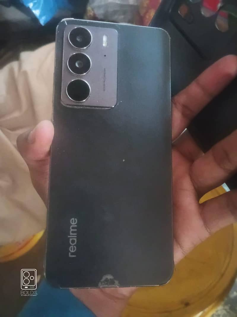 Realme C75 0
