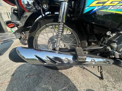 Honda CG 125 2026 Black – First Owner | Lahore Registered