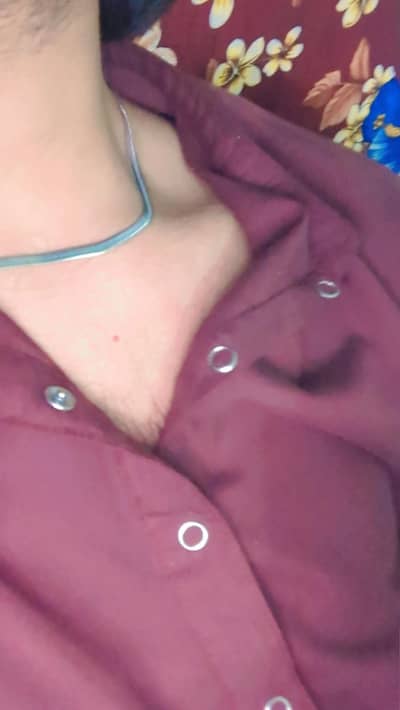 silver-toned snake chain