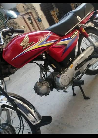 ہونڈا سیڈی 70 ٹوٹل ج