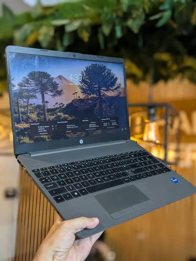 HP 250 G9 i5 12gen