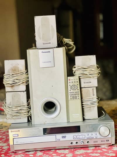 PANASONIC HOME THEATER SOUND SYSTEM SA-HT75