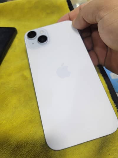 iPhone 15 plus 128gb