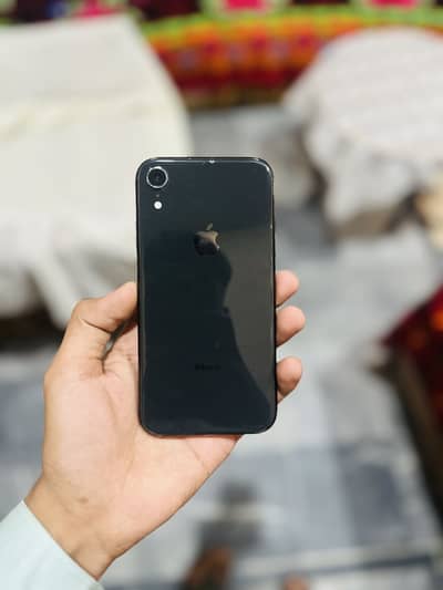 Apple iPhone XR