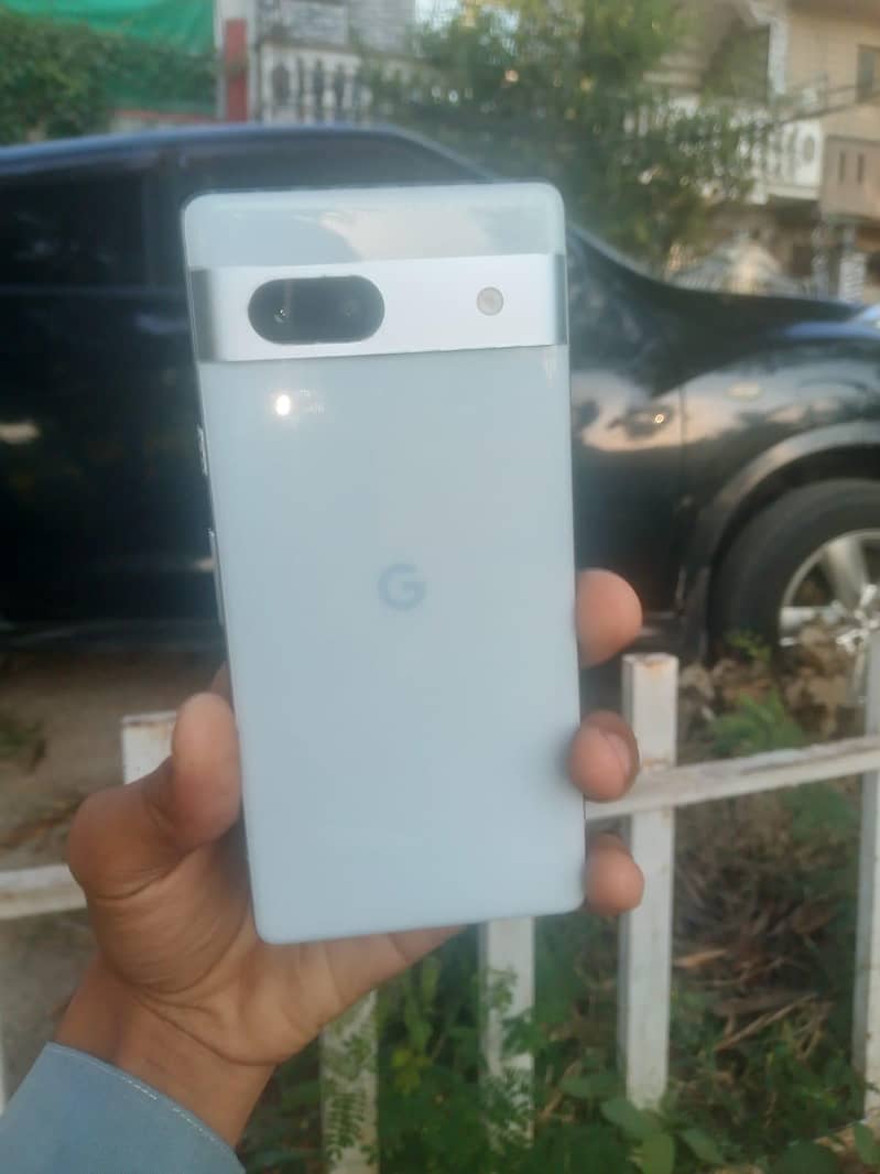 Google Pixel 7a 1