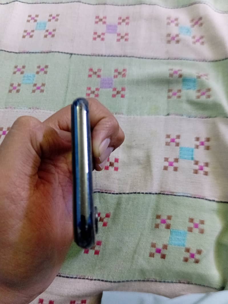 Apple iPhone X 1