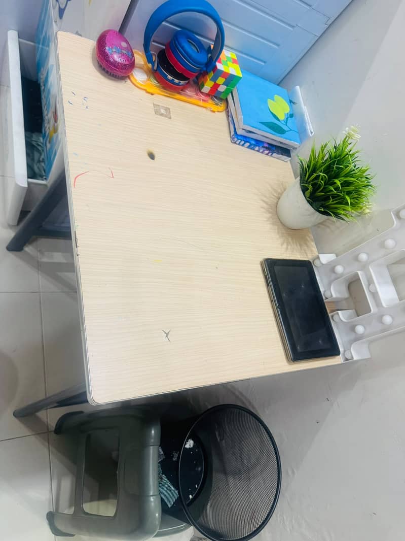 Kids Table Chairs/ Study Table/ Table 3