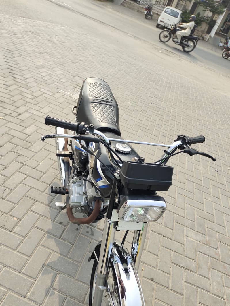 CG 125 4