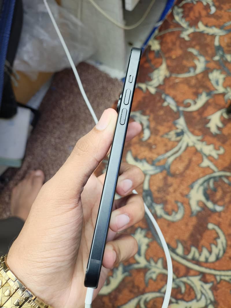 Apple iPhone 15 plus jv 2