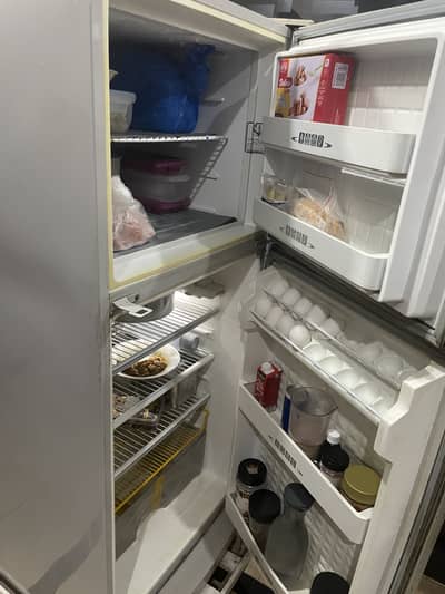 Dawlance Refrigerator Medium