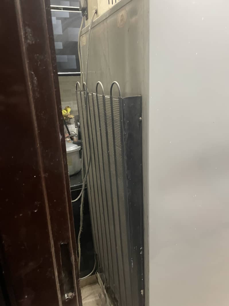 Dawlance Refrigerator Medium 1