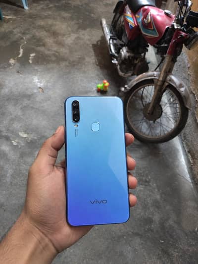 Vivo Y17 8/256