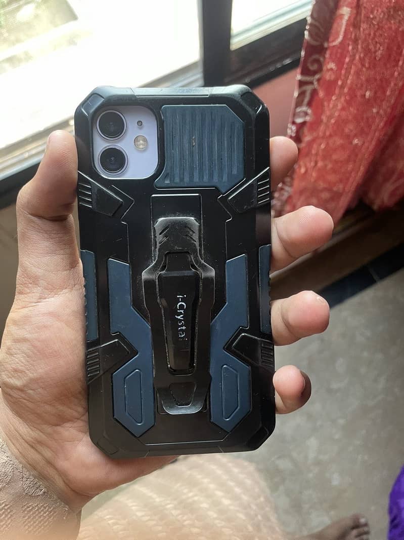 Apple iPhone 11 0