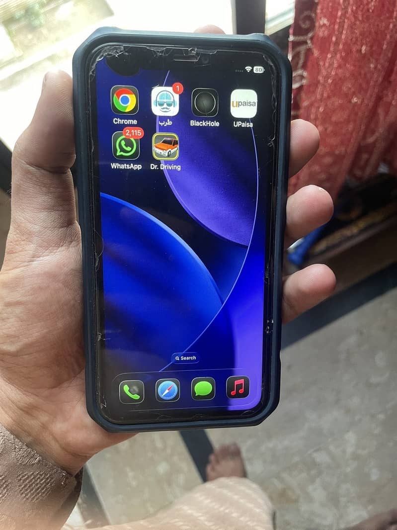Apple iPhone 11 3