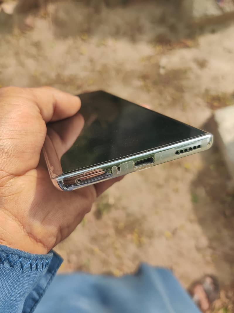 Tecno CAMON 40 Pro 3