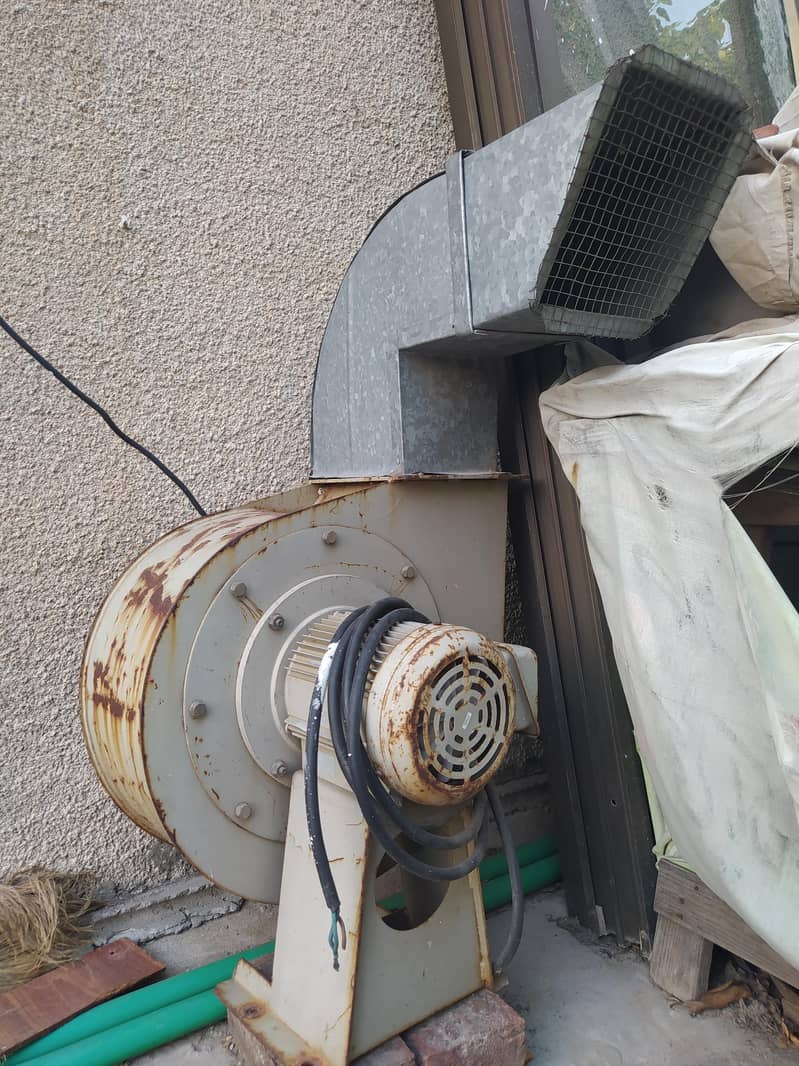 kitchen exhaust 1