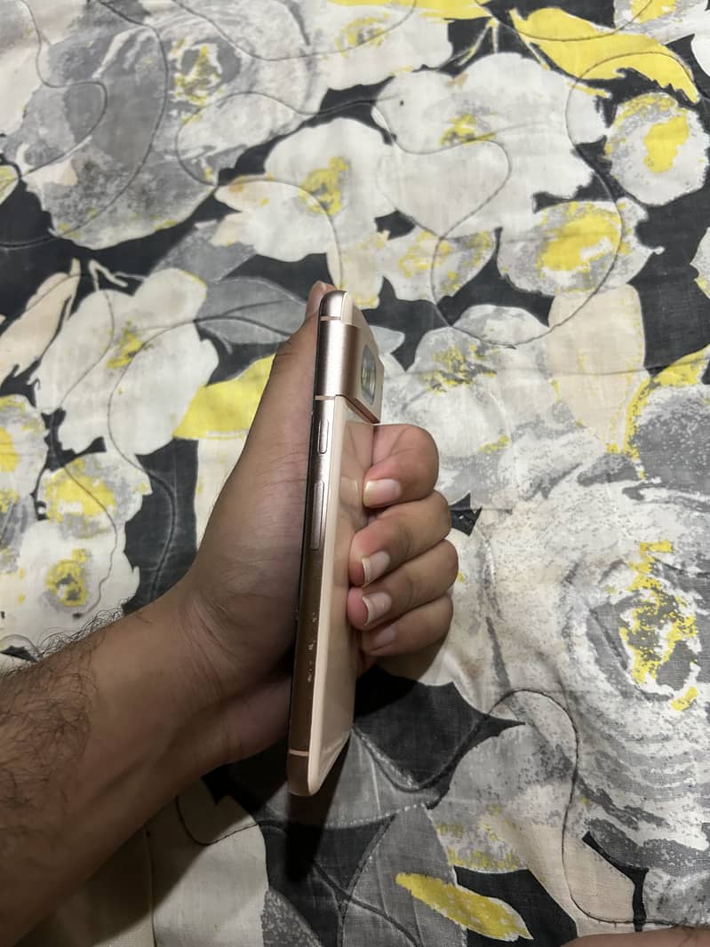 Google Pixel 8 3
