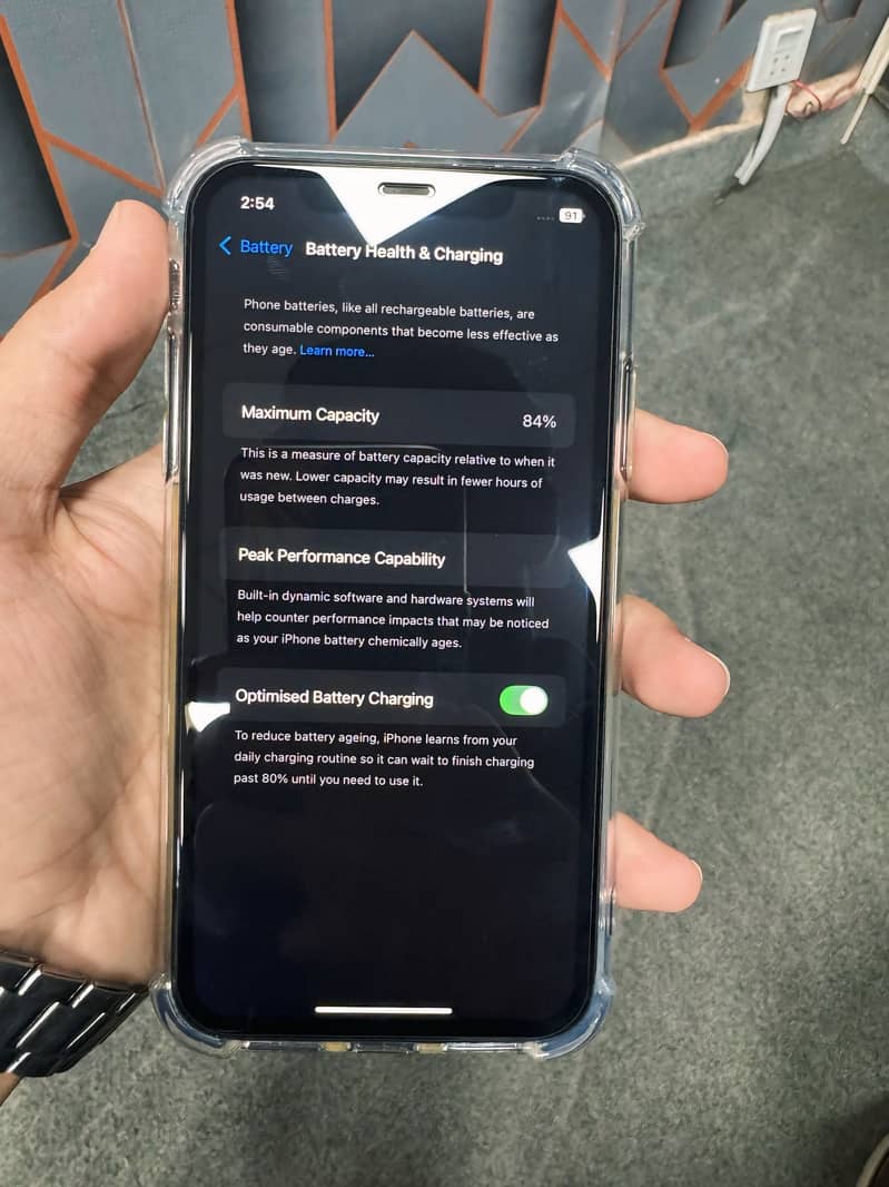 Apple iPhone 11 3